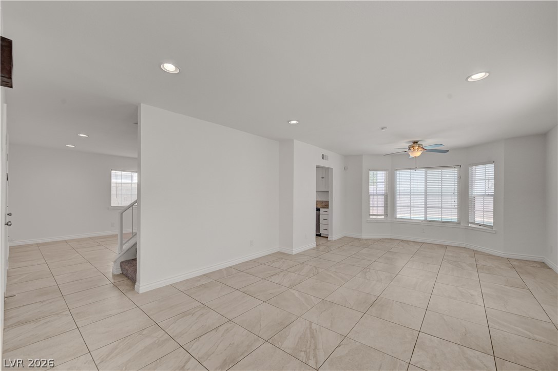 6348 Copperfield Avenue Property Photo 25