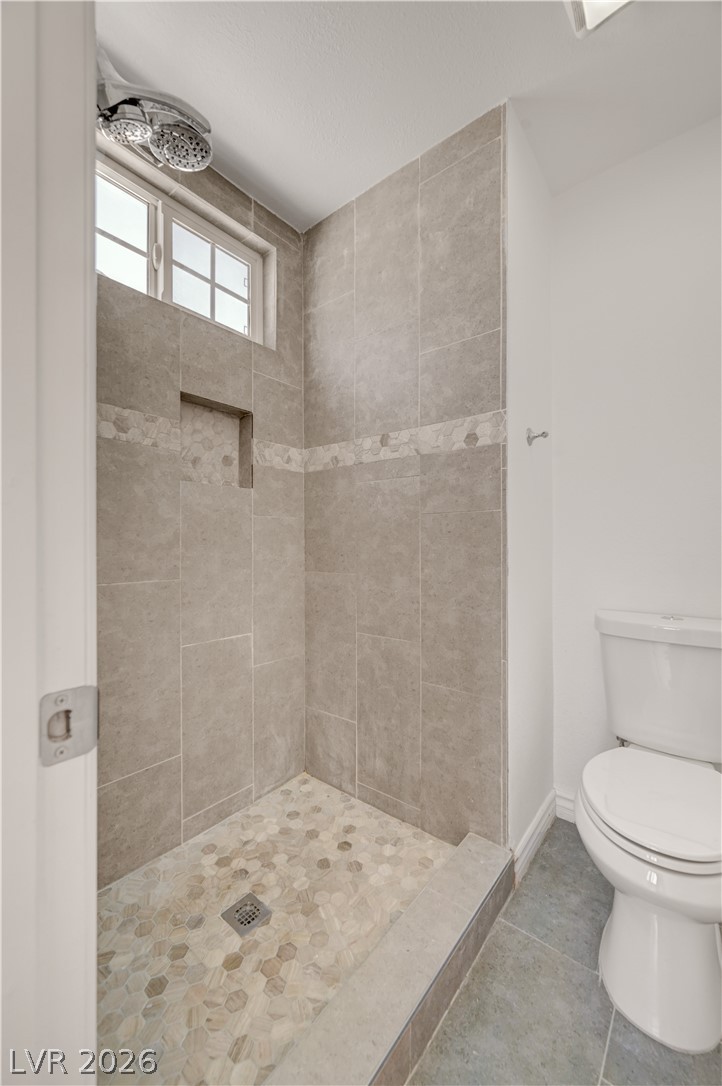 6348 Copperfield Avenue Property Photo 29