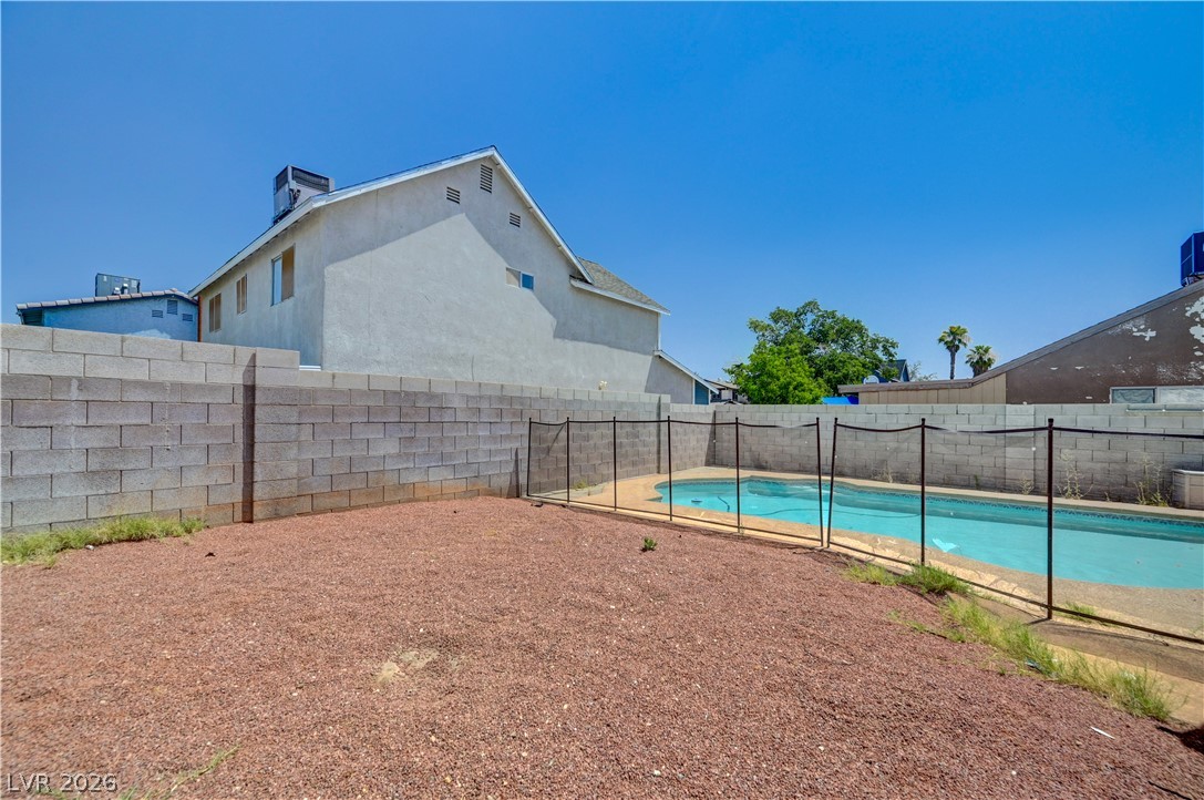 6348 Copperfield Avenue Property Photo 44