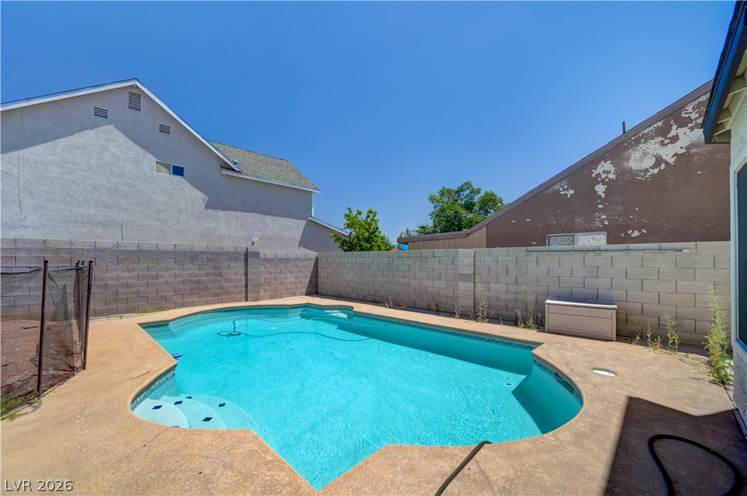 6348 Copperfield Avenue Property Photo 46