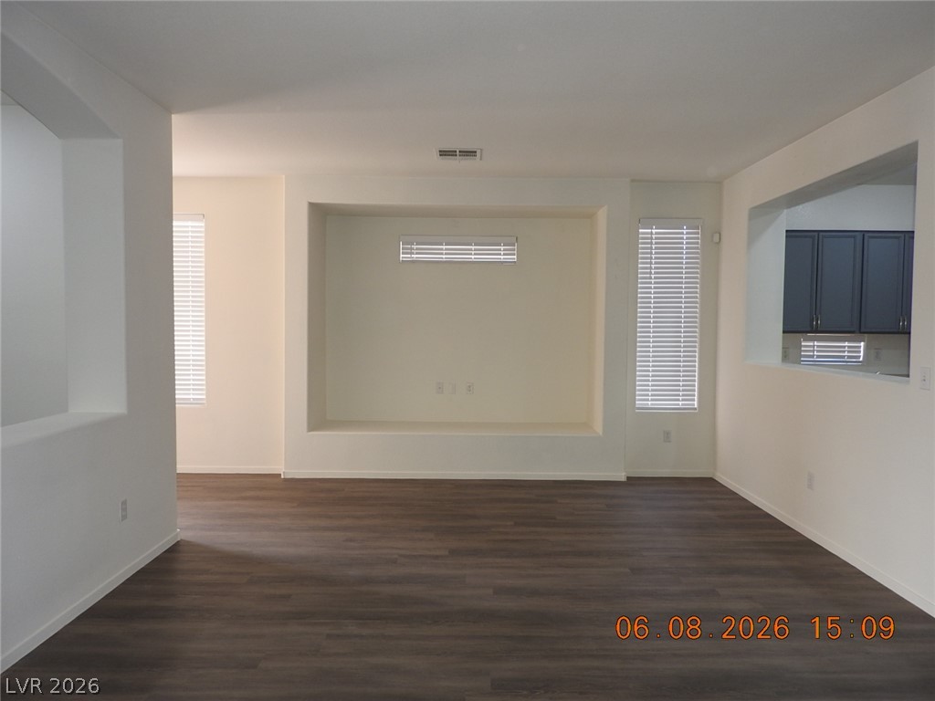 5318 Spring Canyon Street Property Photo 4