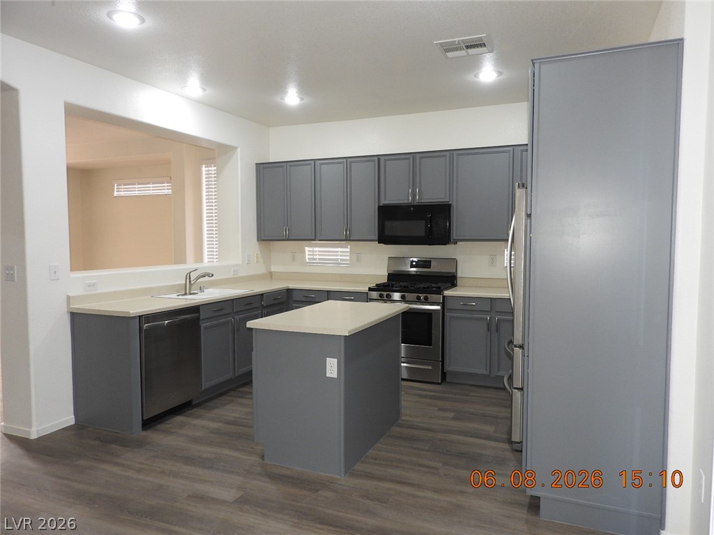5318 Spring Canyon Street Property Photo 8