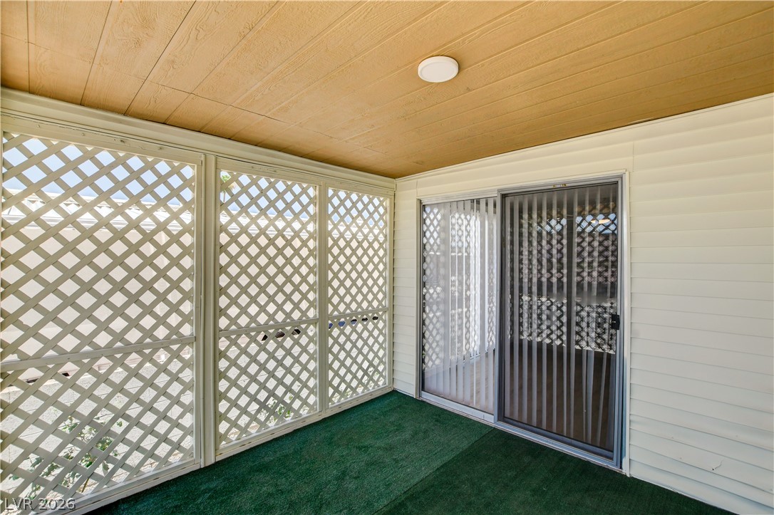 3430 Isle Royale Drive Property Photo 4