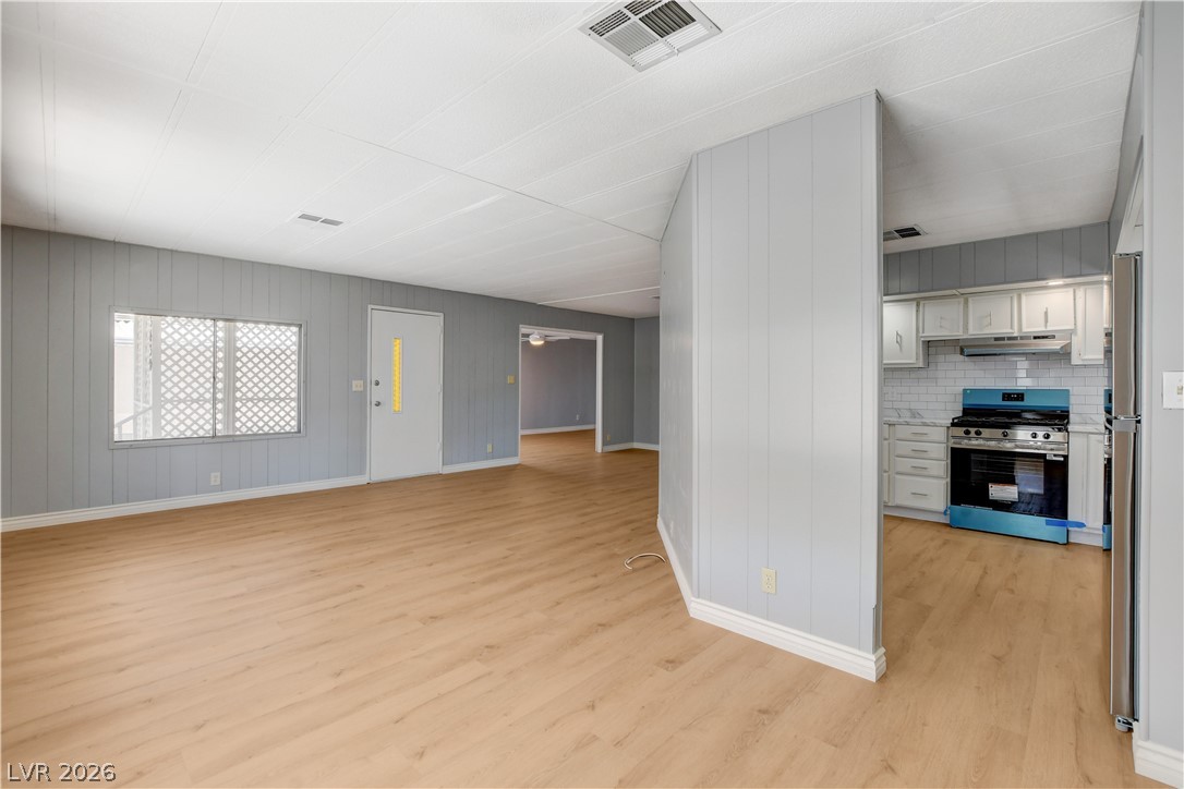 3430 Isle Royale Drive Property Photo 13
