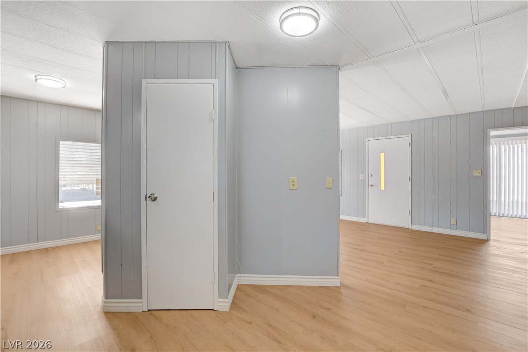 3430 Isle Royale Drive Property Photo 17
