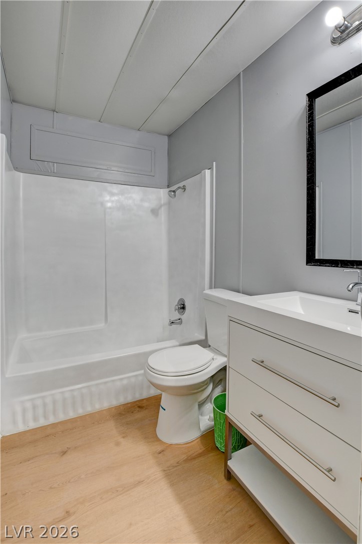 3430 Isle Royale Drive Property Photo 26