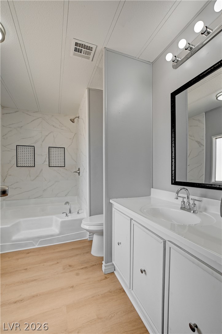 3430 Isle Royale Drive Property Photo 40