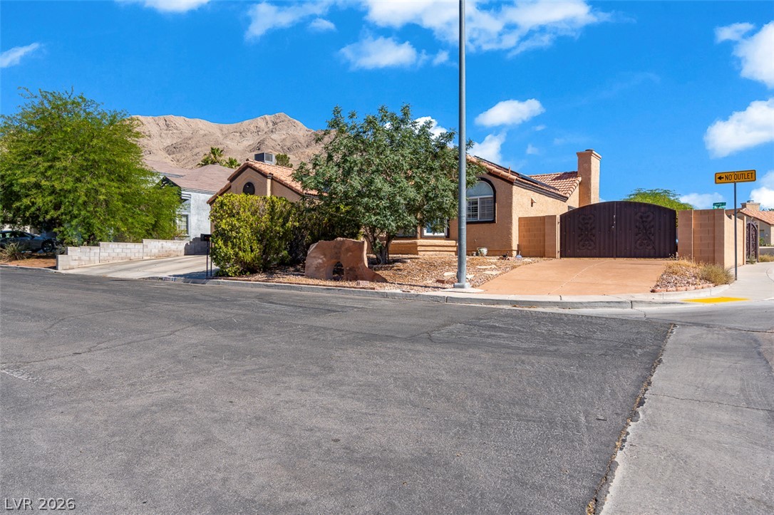 7225 Scottsmoor Court Property Photo 13