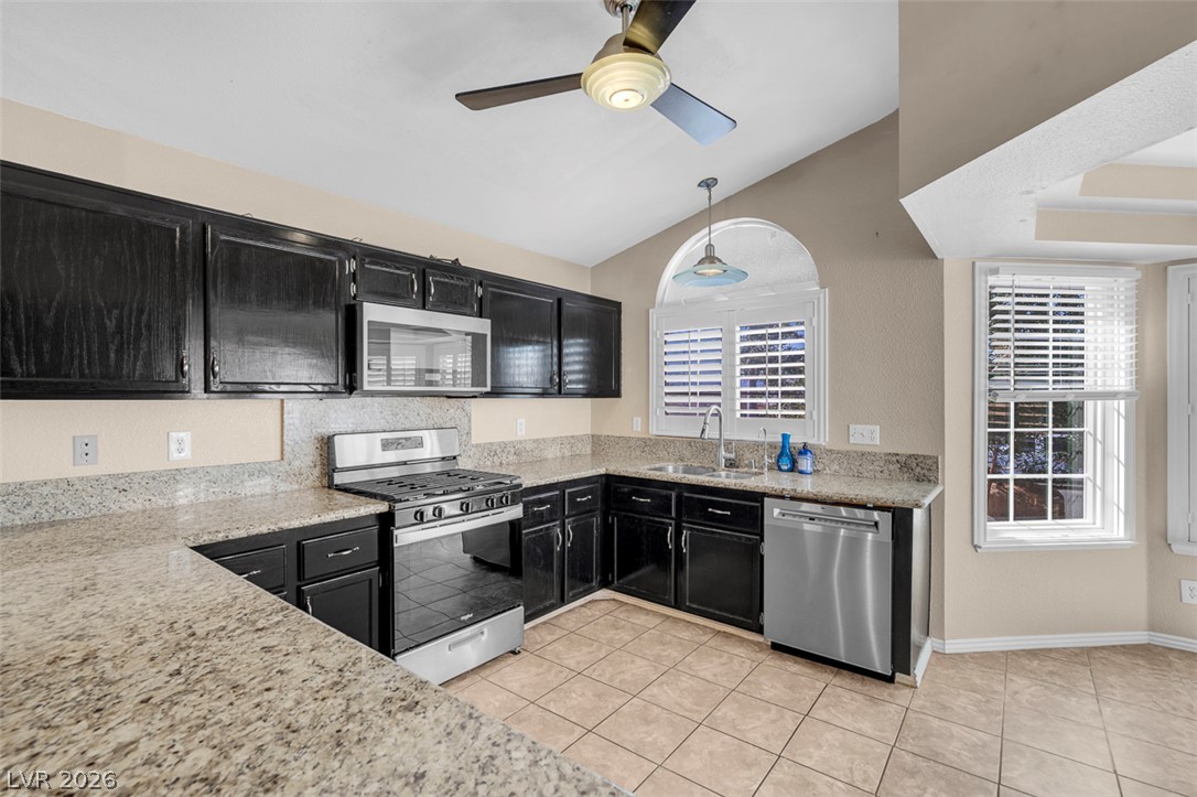 7225 Scottsmoor Court Property Photo 25