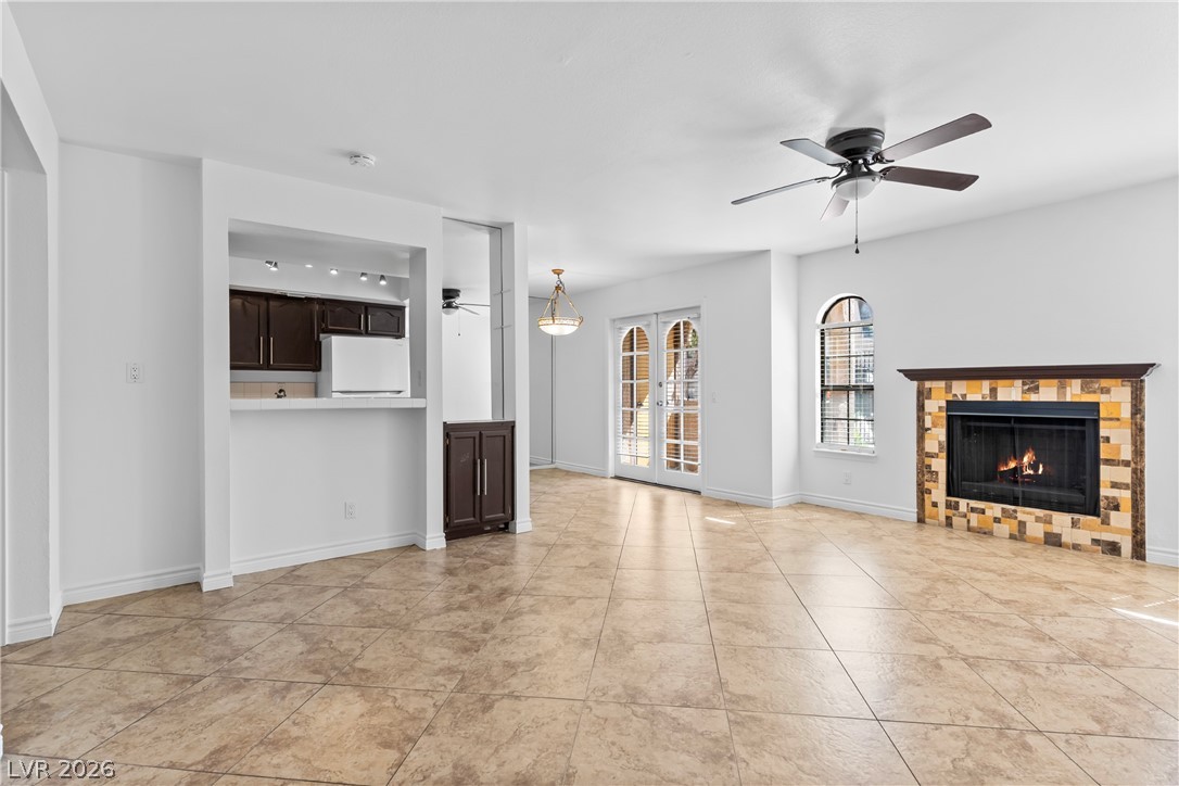 4068 Crete Lane A Property Photo 5
