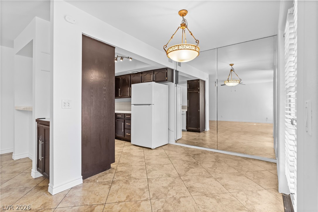 4068 Crete Lane A Property Photo 10