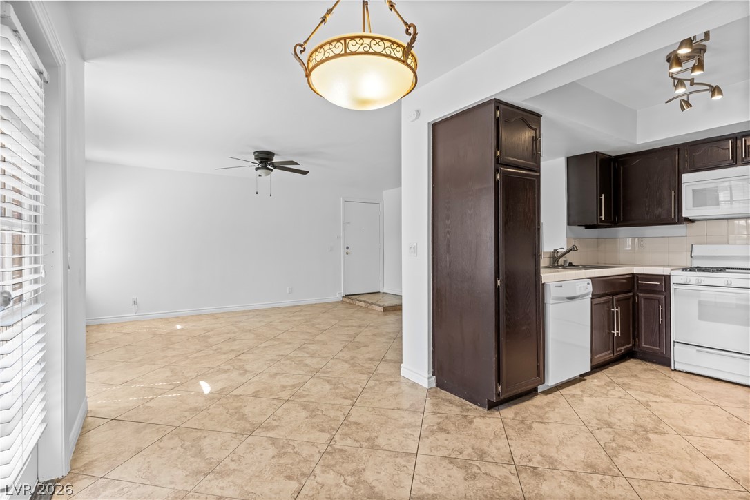 4068 Crete Lane A Property Photo 11