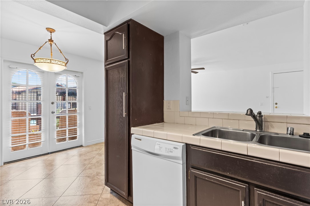4068 Crete Lane A Property Photo 14