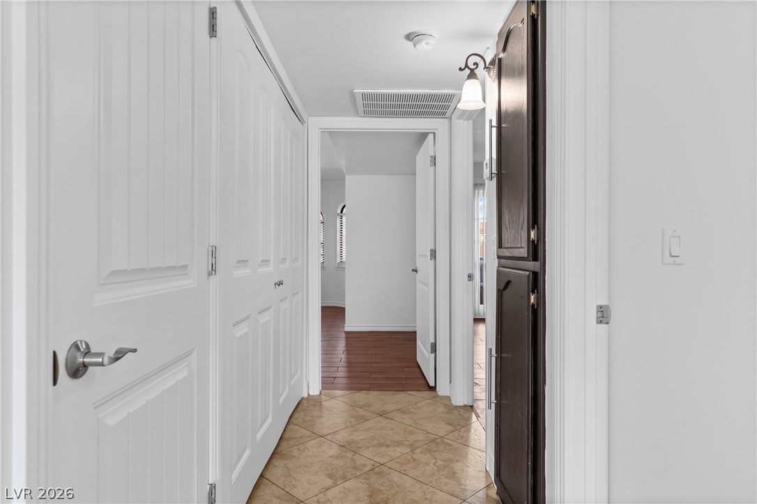 4068 Crete Lane A Property Photo 15