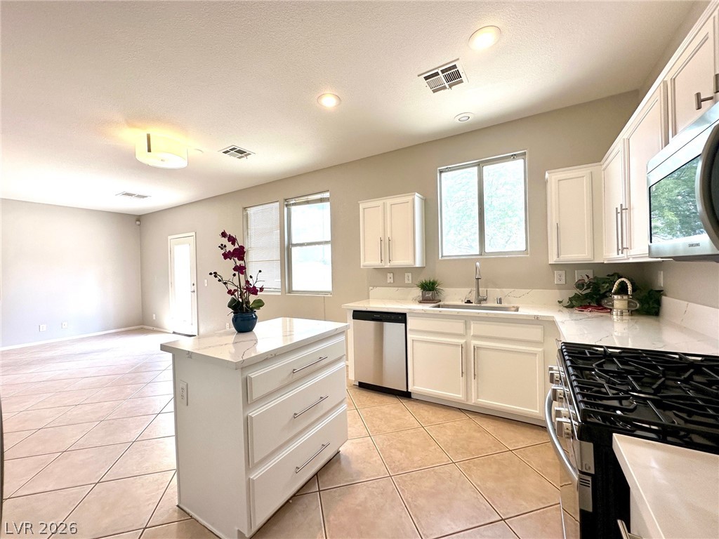 5007 Caprock Canyon Avenue Property Photo 11