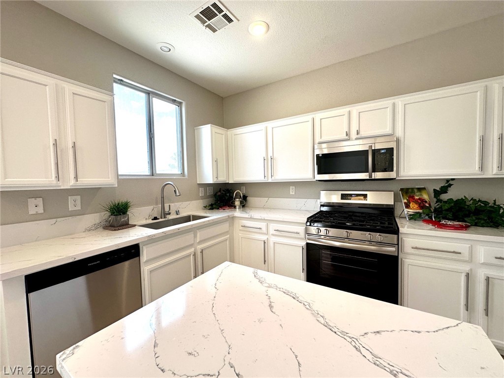 5007 Caprock Canyon Avenue Property Photo 14