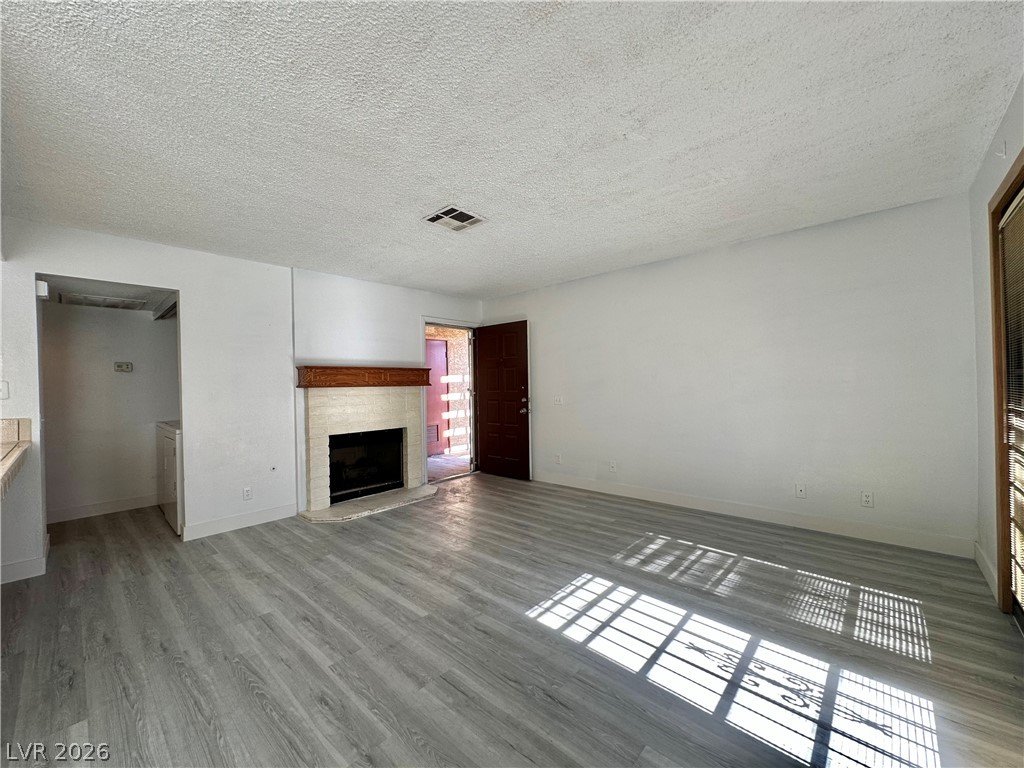 4140 Gannet Circle 251 Property Photo 4