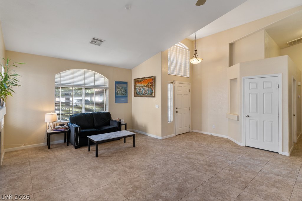 1076 Coral Desert Drive Property Photo 6