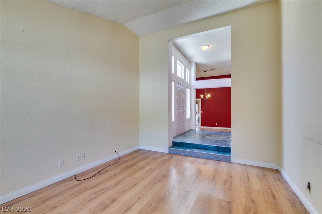 2813 Albemarle Way Property Photo 4