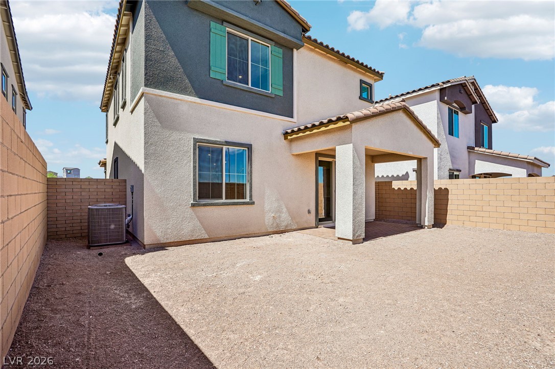 316 Cabasa Place Property Photo 35