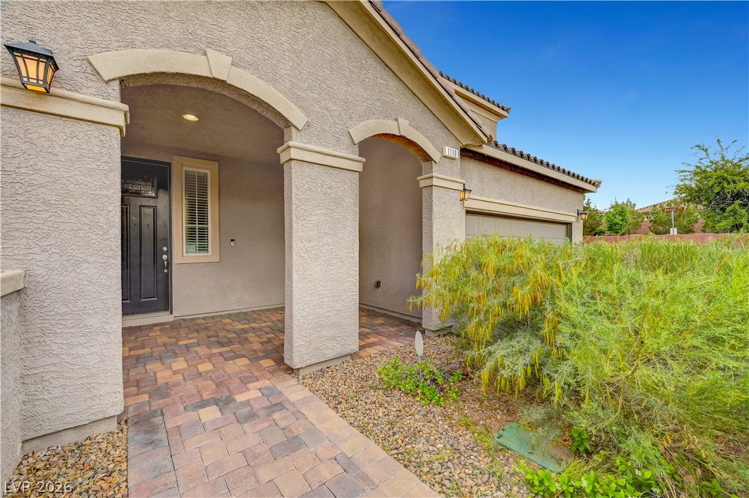 1110 Echo Pass Street Property Photo 4