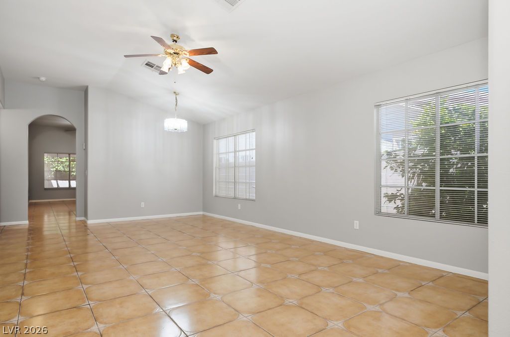 5561 Merriweather Drive Property Photo 3