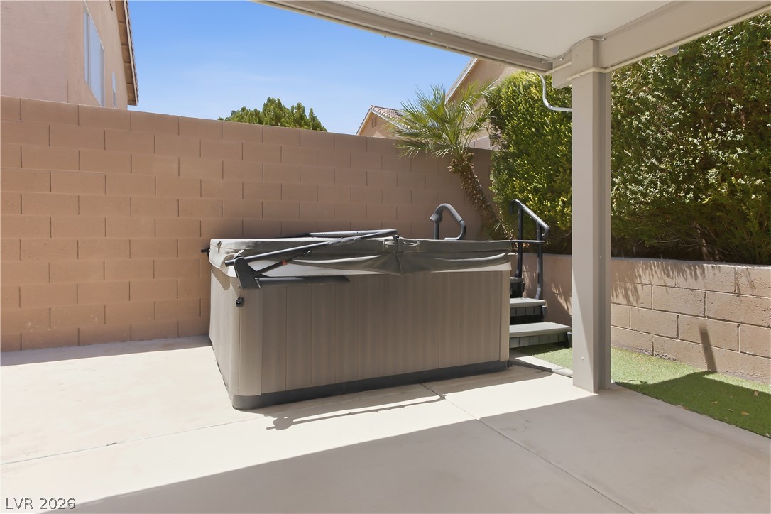 5561 Merriweather Drive Property Photo 10