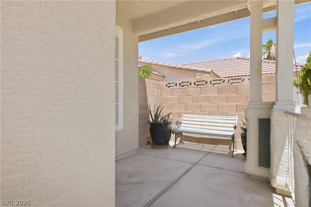 5561 Merriweather Drive Property Photo 14