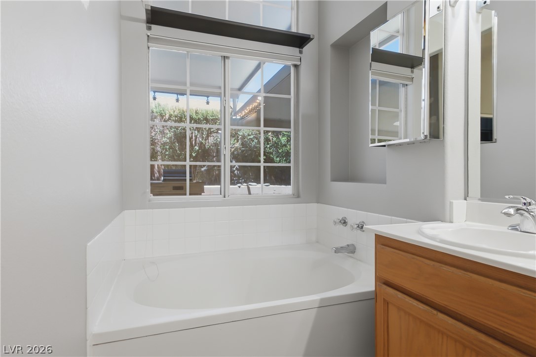 5561 Merriweather Drive Property Photo 16