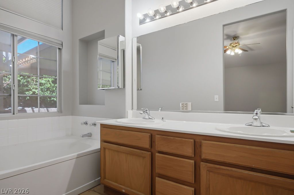 5561 Merriweather Drive Property Photo 27