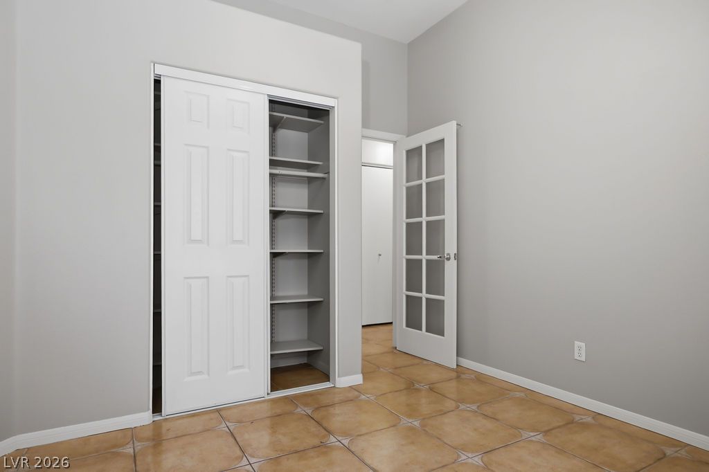 5561 Merriweather Drive Property Photo 29