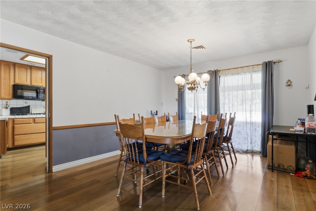 1209 Oak Tree Lane Property Photo 11
