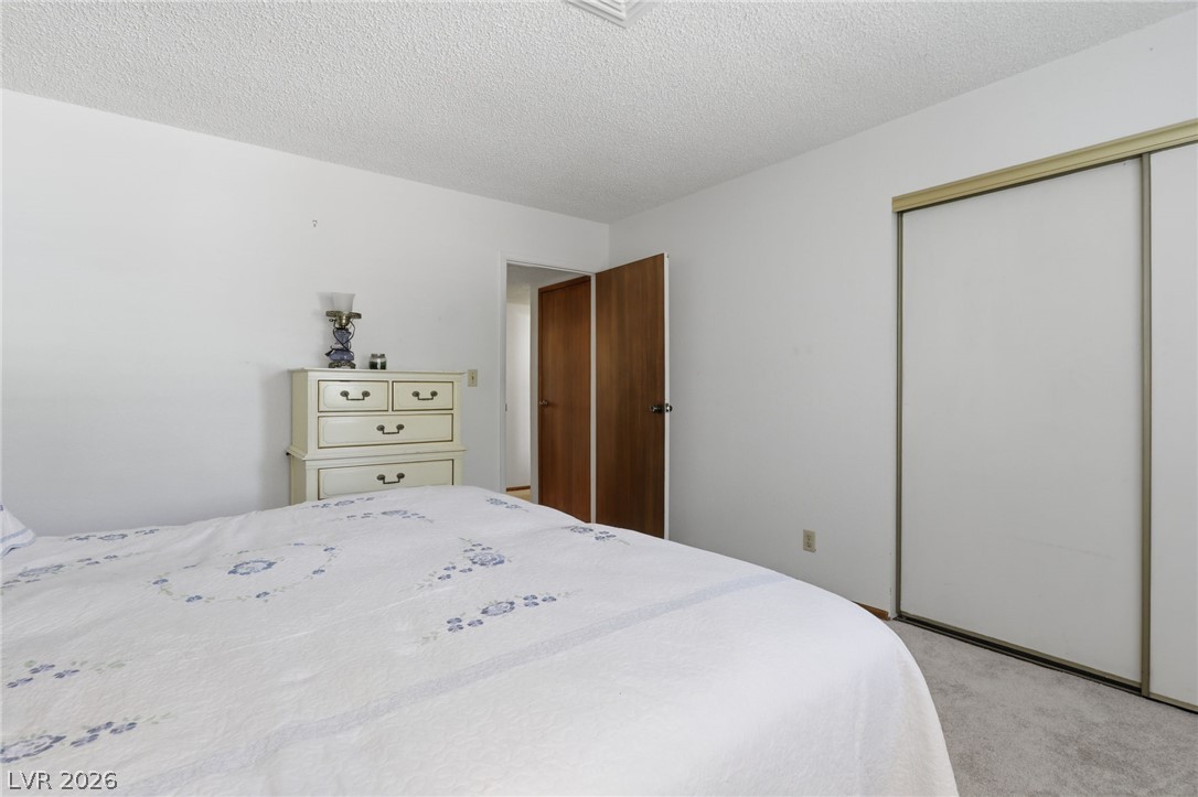 1209 Oak Tree Lane Property Photo 16