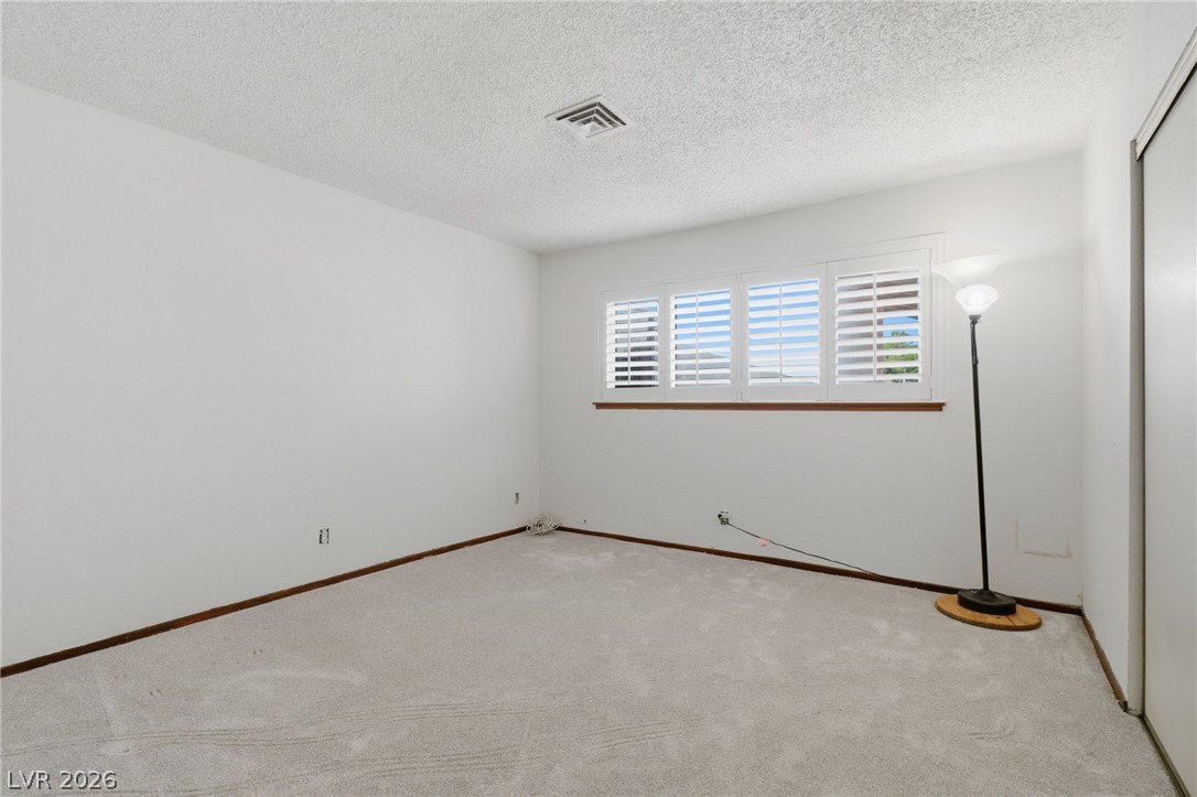 1209 Oak Tree Lane Property Photo 21