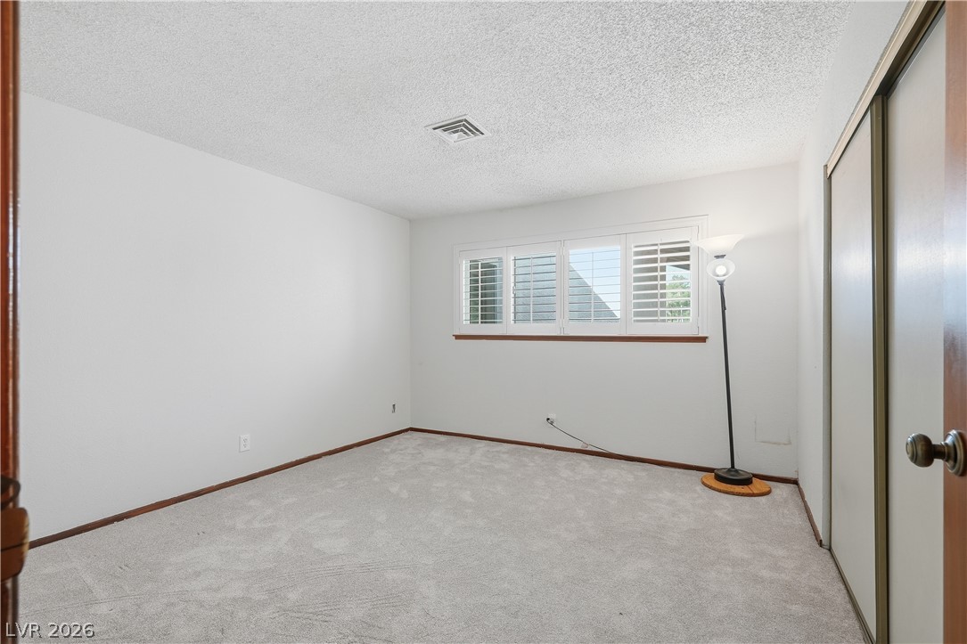 1209 Oak Tree Lane Property Photo 21
