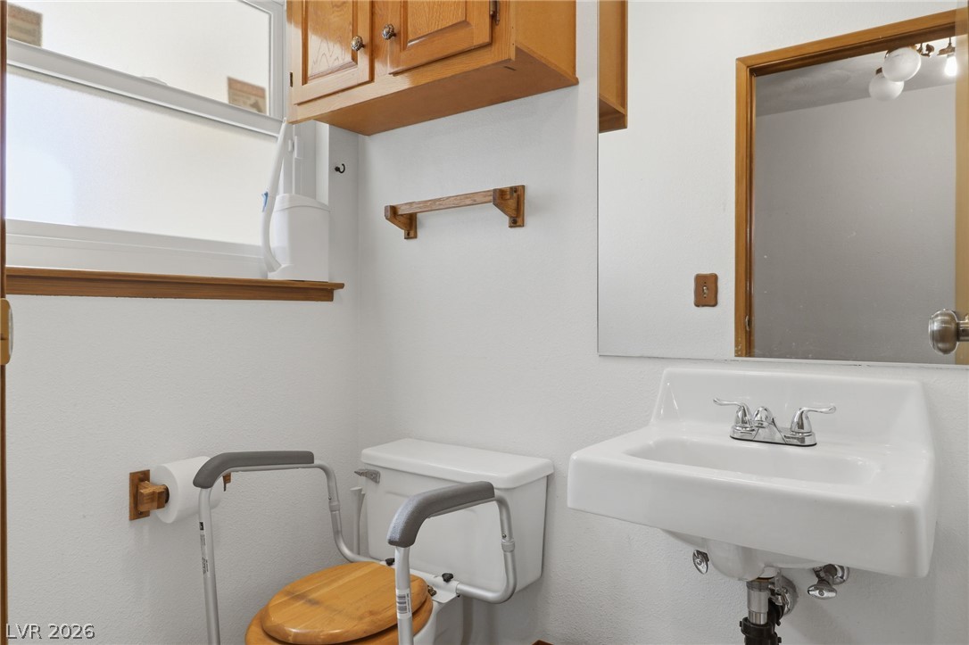 1209 Oak Tree Lane Property Photo 24