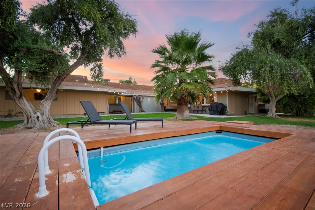 5710 Madre Mesa Drive Property Photo 38