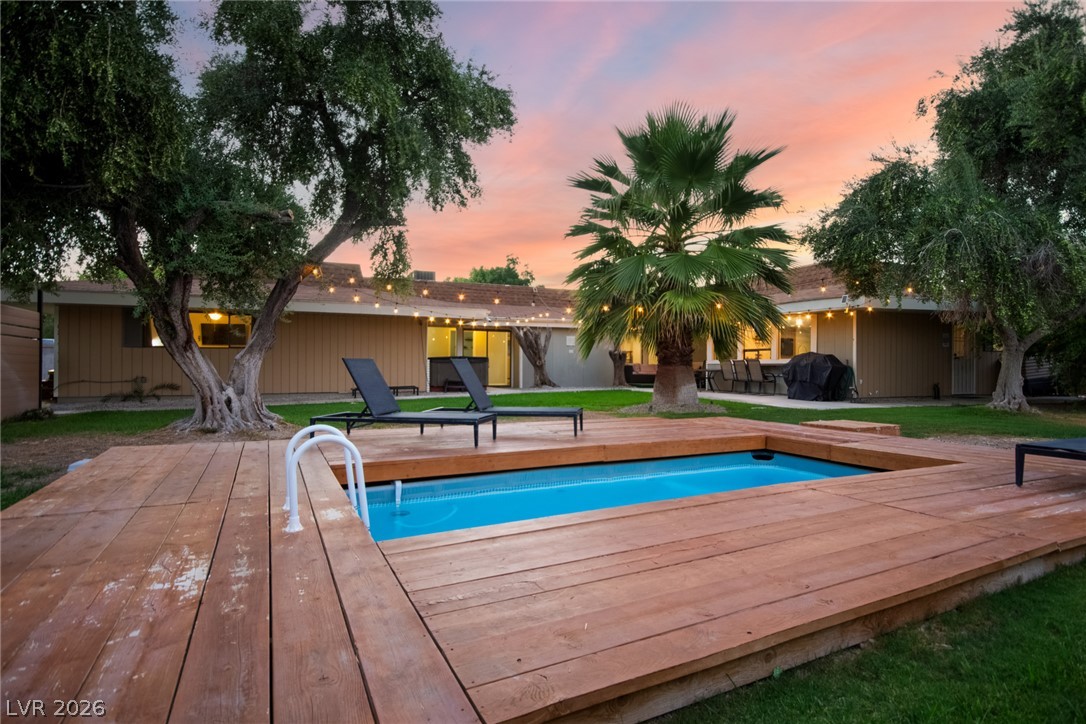 5710 Madre Mesa Drive Property Photo 39
