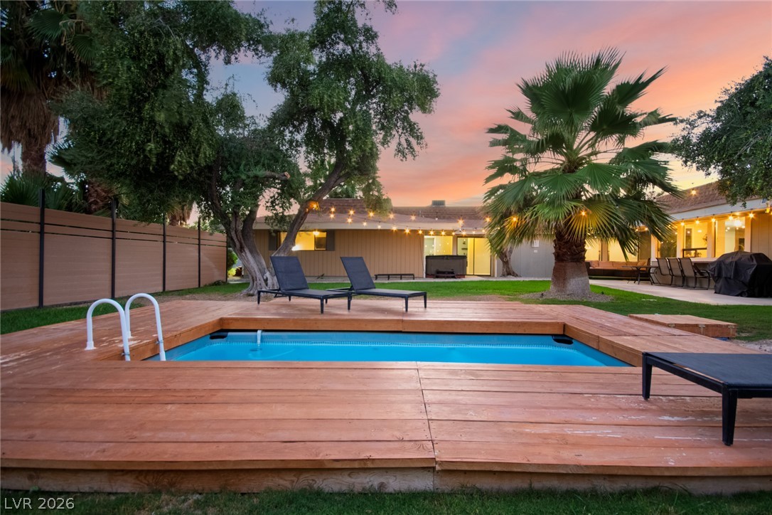5710 Madre Mesa Drive Property Photo 40