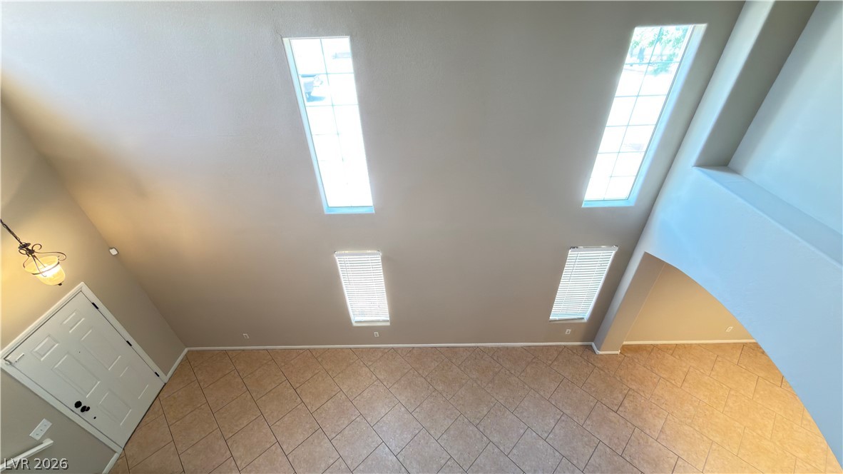 8524 Gold Flash Avenue Property Photo 9