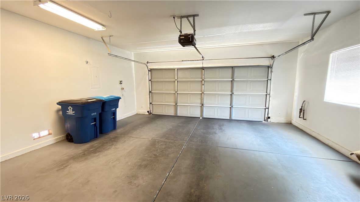 8524 Gold Flash Avenue Property Photo 28