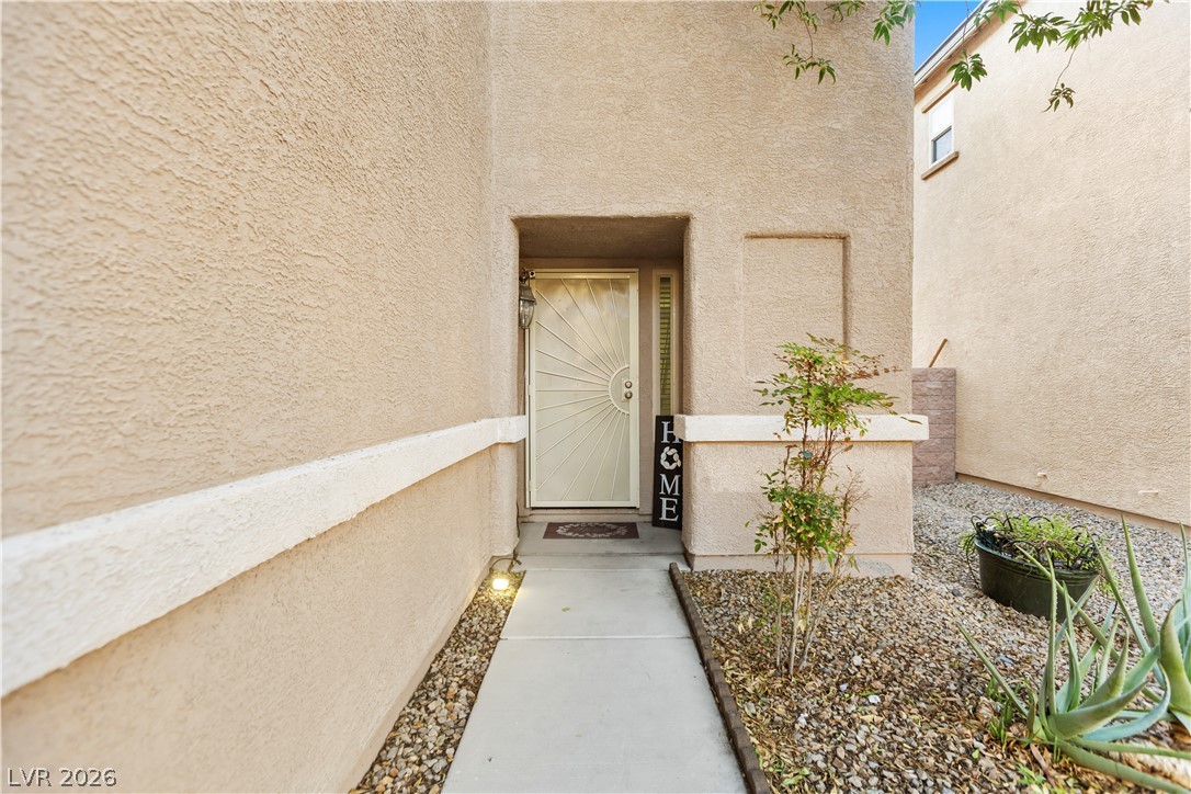 635 Taliput Palm Place Property Photo 3