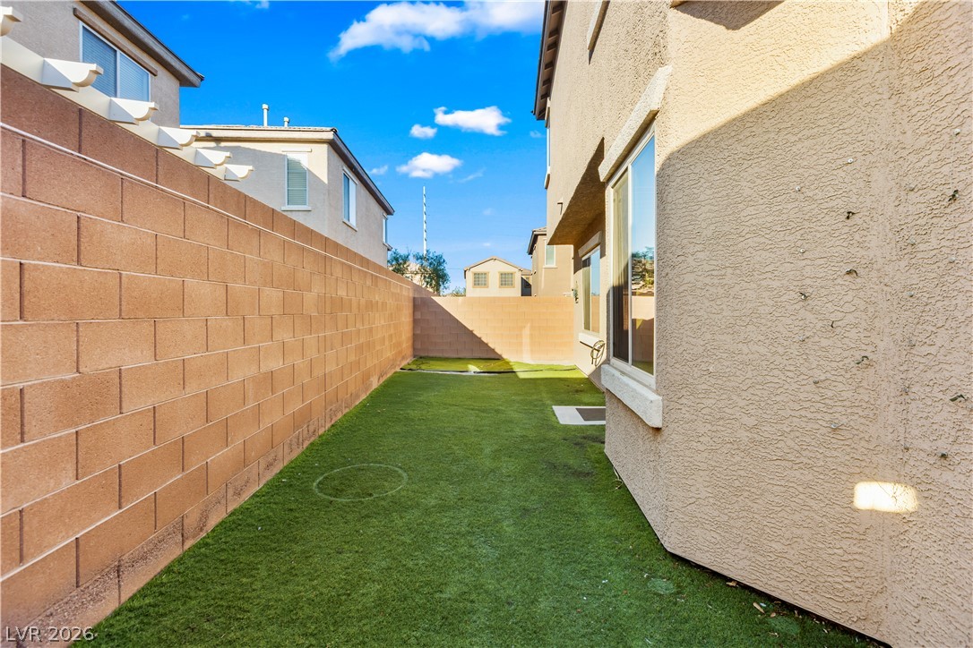 635 Taliput Palm Place Property Photo 9