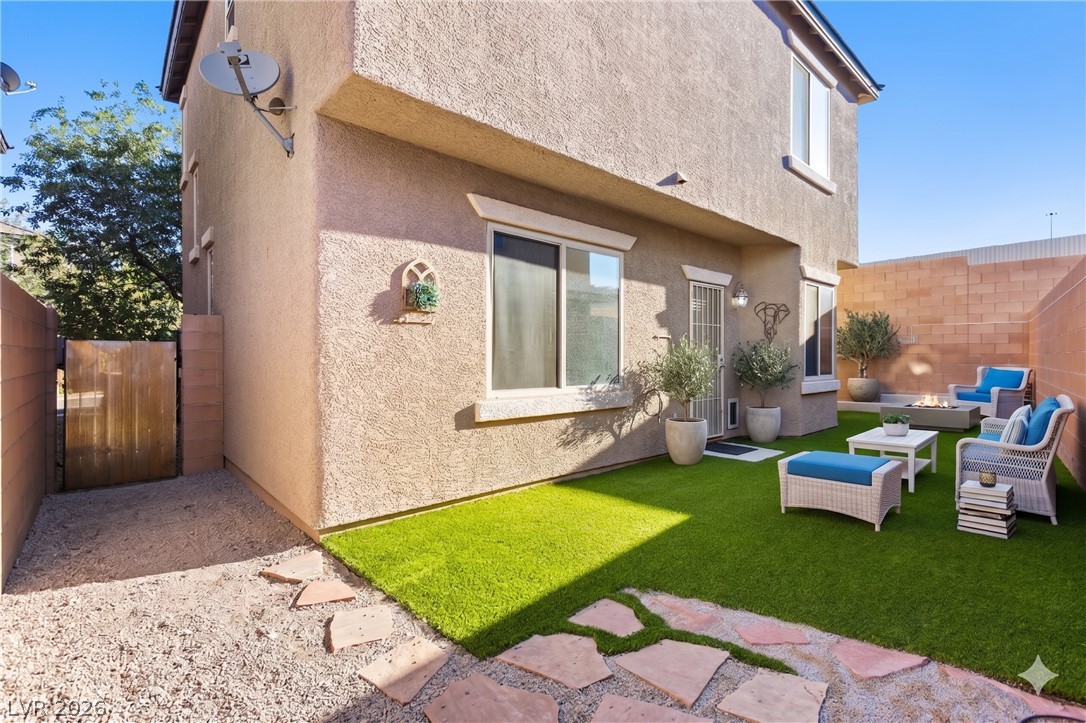 635 Taliput Palm Place Property Photo 11