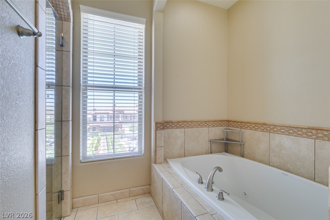 19 Via Visione 103 Property Photo 28