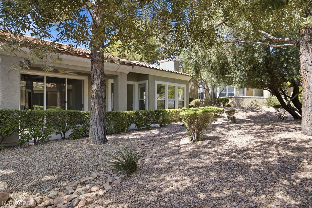 1944 Summer Palm Place 101 Property Photo 44