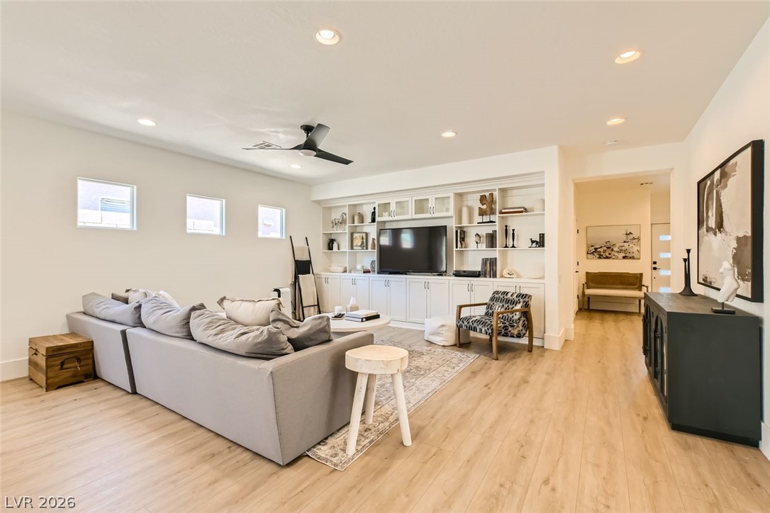 2724 Mintlaw Avenue Property Photo 11