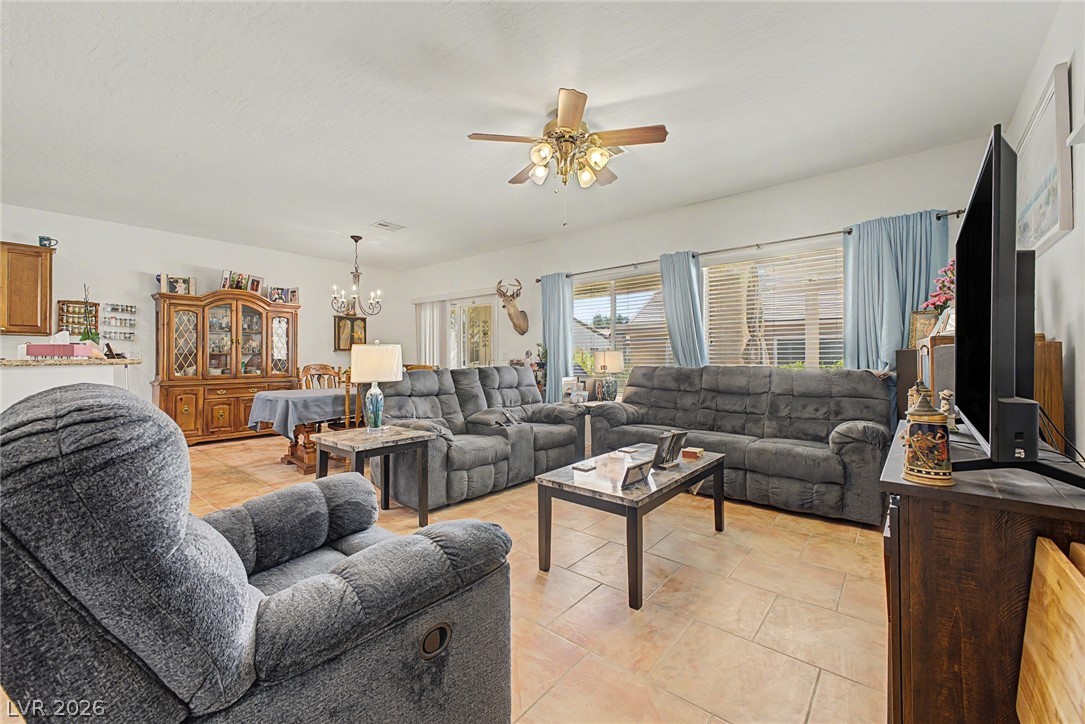 2321 Carrier Dove Way Property Photo 6