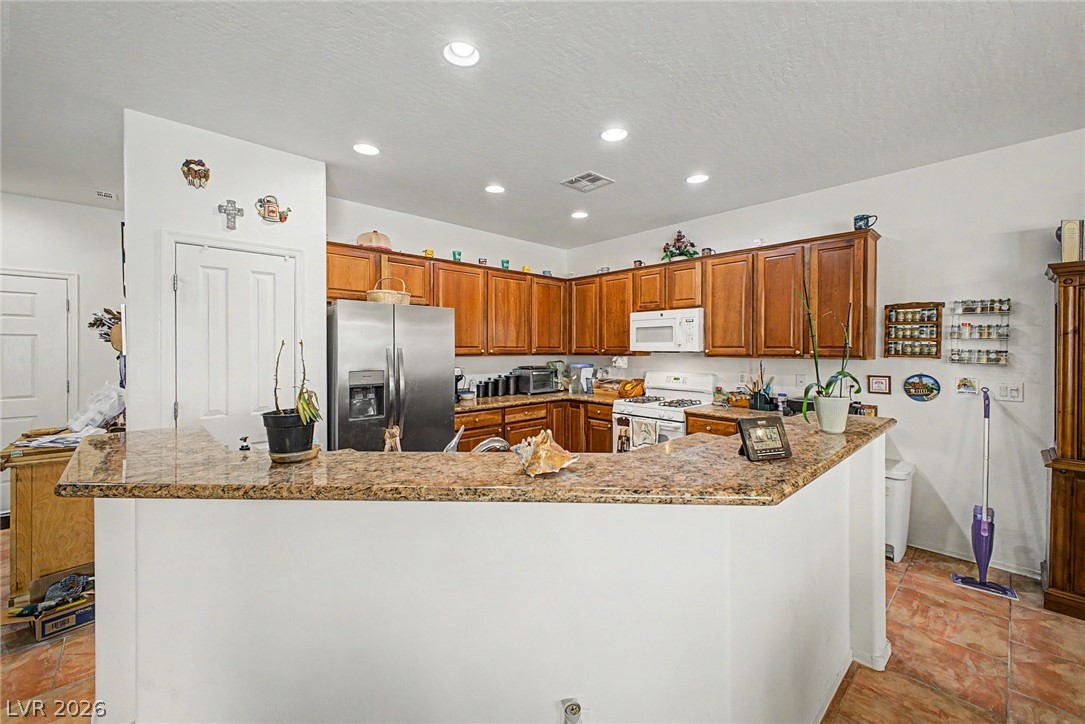 2321 Carrier Dove Way Property Photo 10