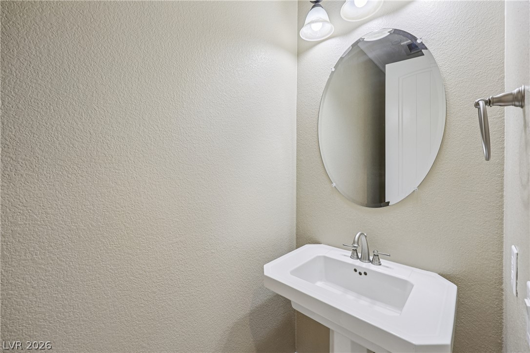 10 Via Vasari 104 Property Photo 11